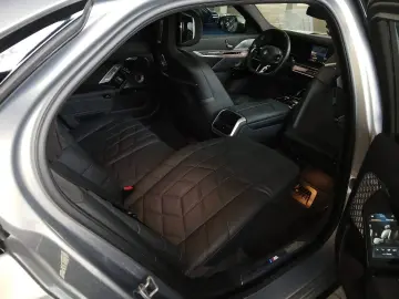 i7 eDrive 50 M Sportpaket Pro Fond Entert NP