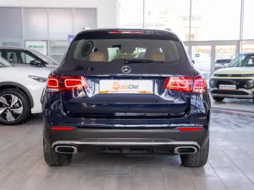 Mercedes-Benz GLC 300 de 4MATIC 9G-TRONIC  AMG Line