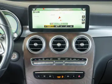 Mercedes-Benz GLC 300 de 4MATIC 9G-TRONIC  AMG Line