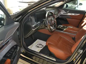 i7 xDrive 60 M Sport Automatiktüren Fond-Enterta