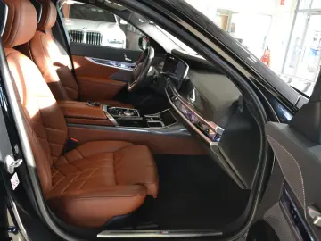 i7 xDrive 60 M Sport Automatiktüren Fond-Enterta