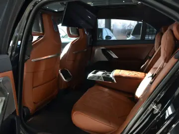 i7 xDrive 60 M Sport Automatiktüren Fond-Enterta