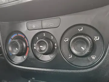 OPEL COMBO 5 LOCURI 2.0 DIESEL