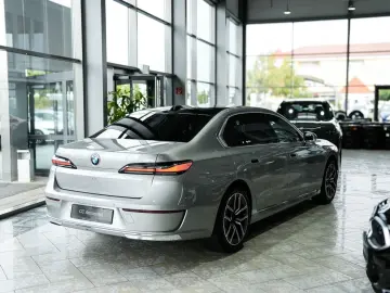 740d xDrive B&W Belüftung Autobahnass. Massage