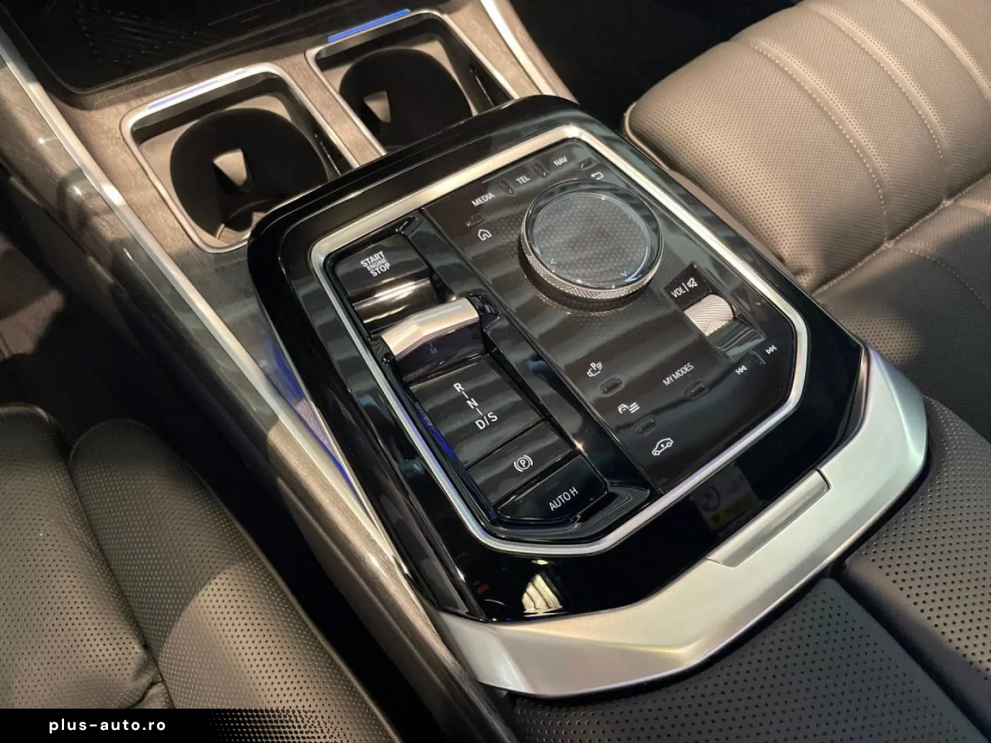 740d xDrive DA PA Prof ACC HUD StdHzg Bo Wi Pano