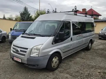 FORD TRANSIT 9 LOCURI 2013