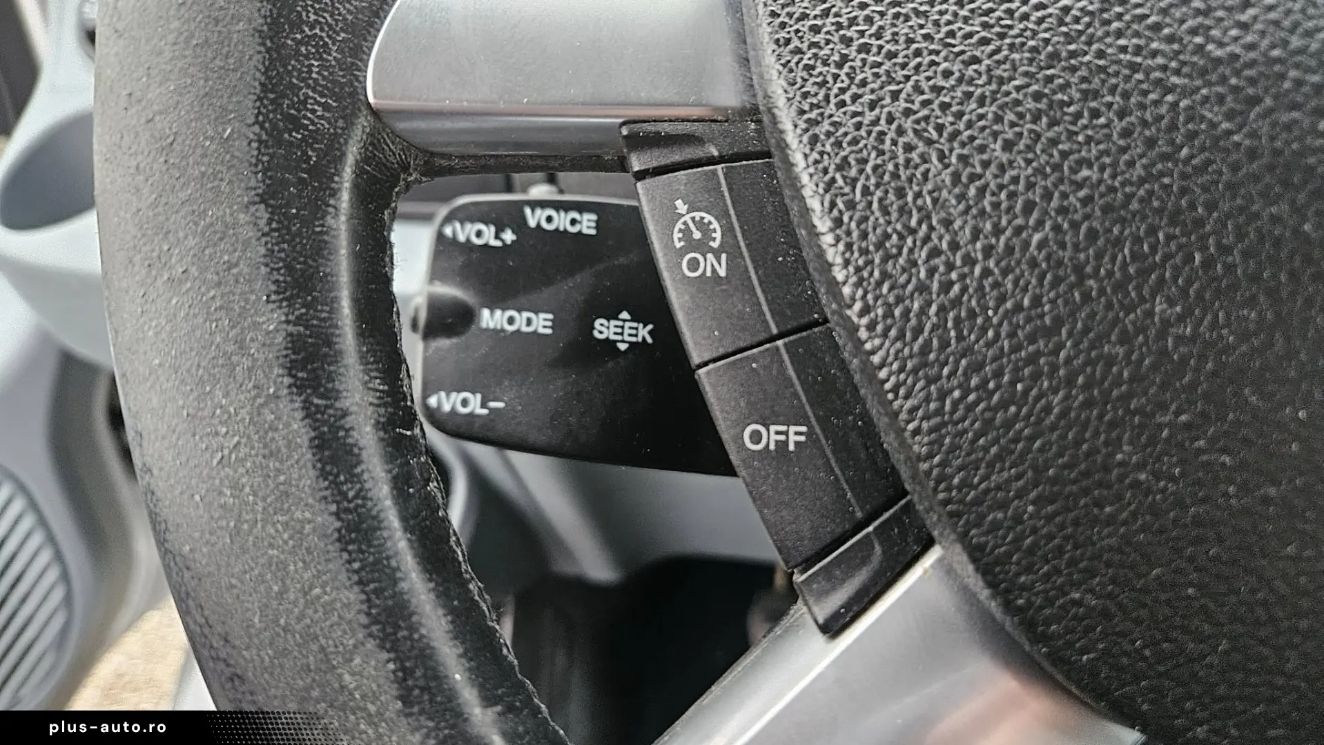 FORD TRANSIT 9 LOCURI 2013