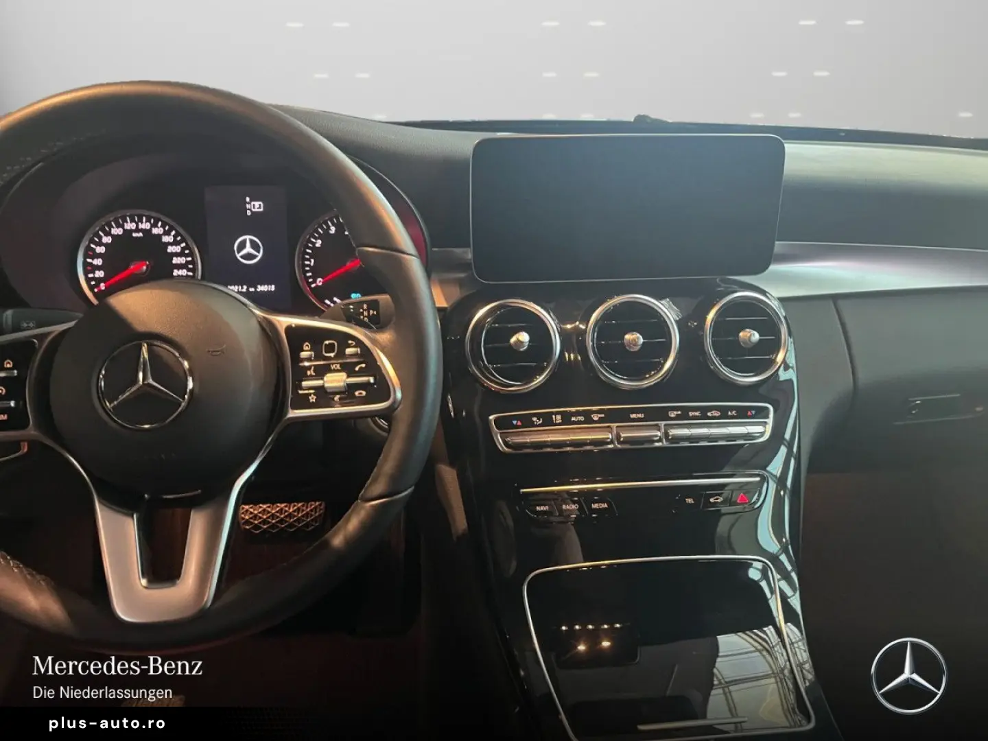 C 300 4M CP COMAND LEDER Kam MBeam HighEndInfo