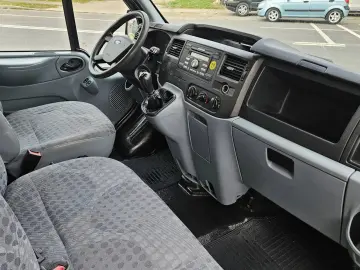 FORD TRANSIT 2009