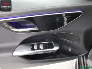 C 300 AMG NIGHT 360GRAD HEADUP KEYLESS PANORAMA