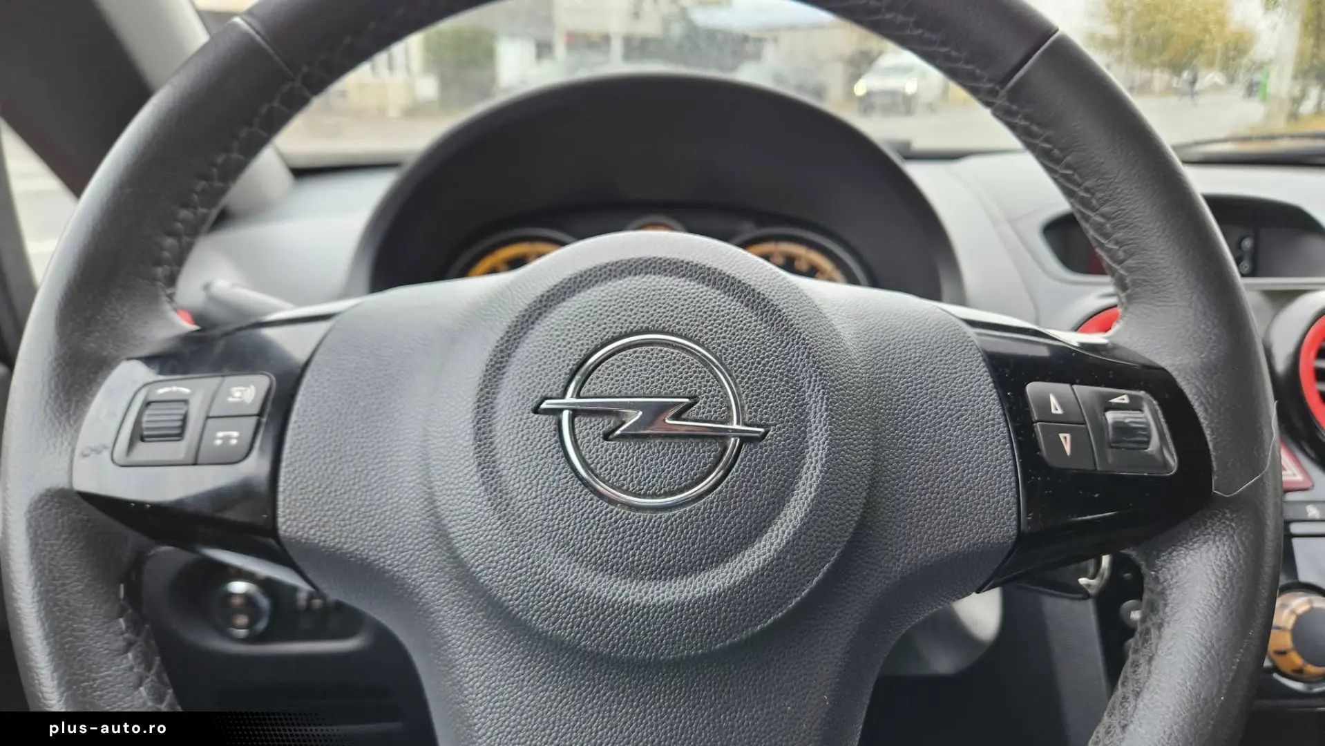 OPEL CORSA 1.4 BENZINA 2011