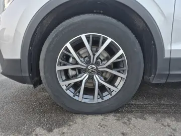 Volkswagen Tiguan 1.5 TSI 150 CP DSG Life