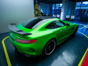 Mercedes AMG GTR