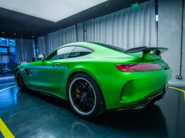 Mercedes AMG GTR