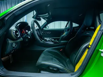 Mercedes AMG GTR