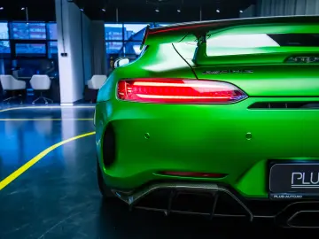 Mercedes AMG GTR