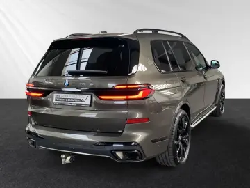 X7 xDrive40d M Sport Pro AHK SkyLounge DAProf.