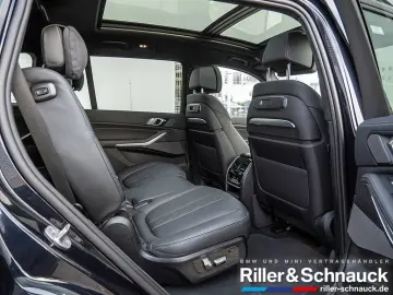 X7 xDrive 40d M-Sport AHK PANO STANDHZG HUD ACC