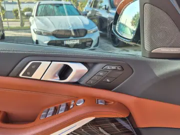 X7 xDrive40d    M-Sport ACC PanoSD Standheiz Ala