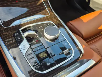 X7 xDrive40d    M-Sport ACC PanoSD Standheiz Ala