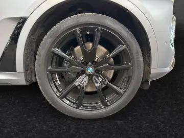 X7 xDrive40d  FrozenPureGrey  MSportPro Massage