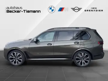 X7 xDrive40d M Sport Pro   AHK   Panoramadach