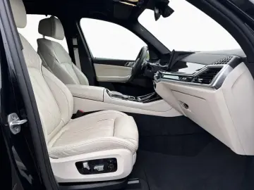 X5 xDr 30d M Sport LCPro Pano AHK StHzg Soft H K