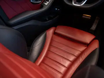 Mercedes-Benz GLC 300e 4Matic Coupe AMG Line