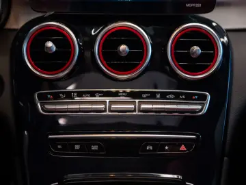 Mercedes-Benz GLC 300e 4Matic Coupe AMG Line