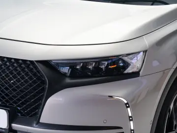 DS 7 Crossback Plug-in Hybrid E-TENSE 4WD 300CP DS Perform