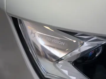 DS 7 Crossback Plug-in Hybrid E-TENSE 4WD 300CP DS Perform