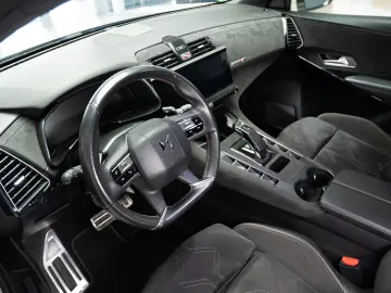 DS 7 Crossback Plug-in Hybrid E-TENSE 4WD 300CP DS Perform