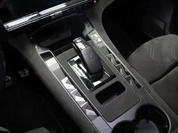 DS 7 Crossback Plug-in Hybrid E-TENSE 4WD 300CP DS Perform