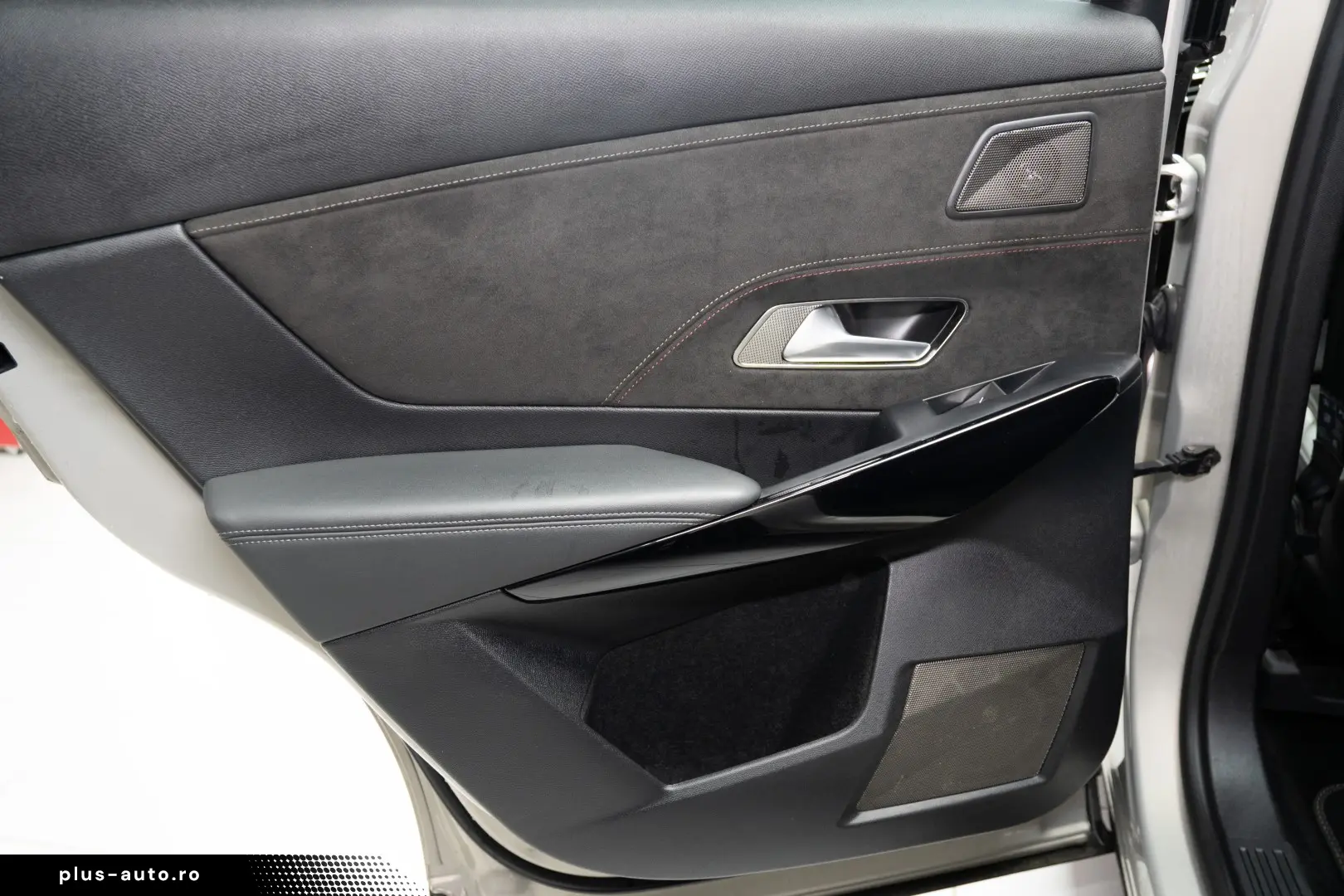 DS 7 Crossback Plug-in Hybrid E-TENSE 4WD 300CP DS Perform