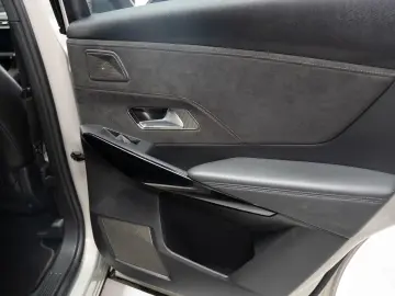 DS 7 Crossback Plug-in Hybrid E-TENSE 4WD 300CP DS Perform