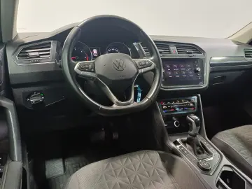 VW Tiguan Life 2 0 TDI SCR DSG 4Mot