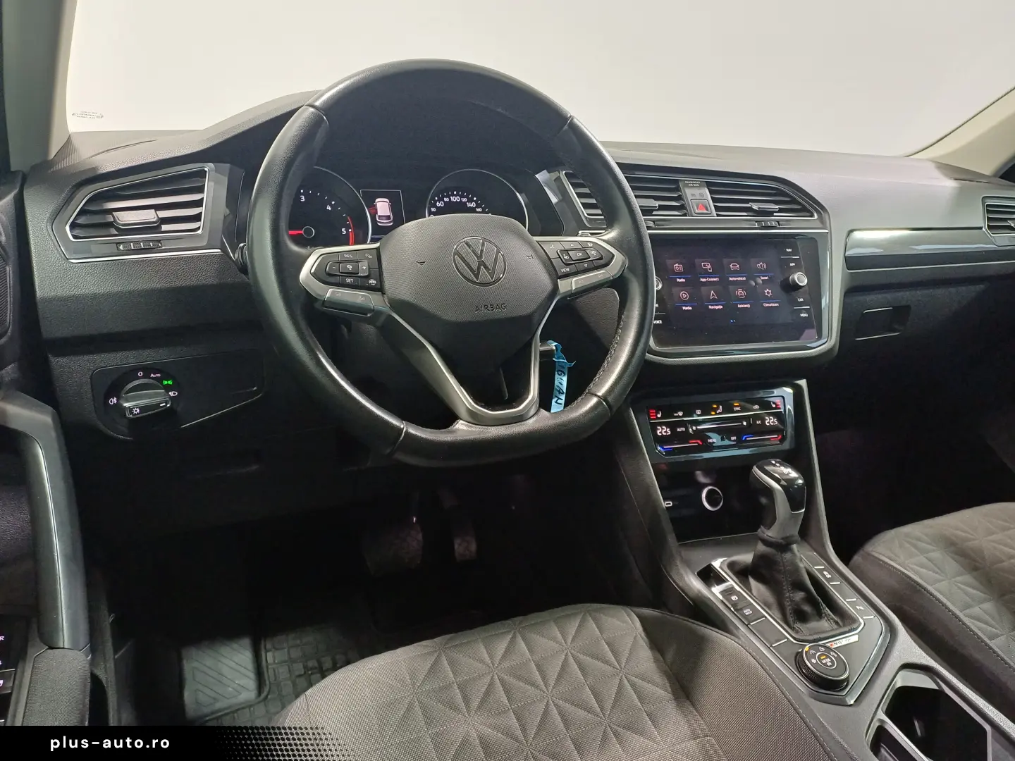 VW Tiguan Life 2 0 TDI SCR DSG 4Mot