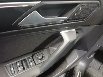 VW Tiguan Life 2 0 TDI SCR DSG 4Mot