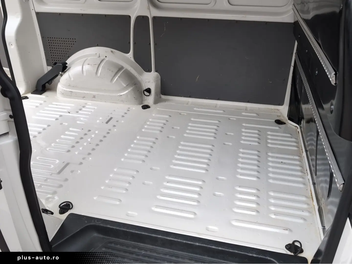 T6.1 Transporter EcoProfi FWD  Carplay