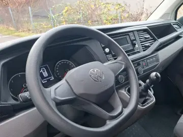 T6 .1Transporter lang Klima 3 Sitzer