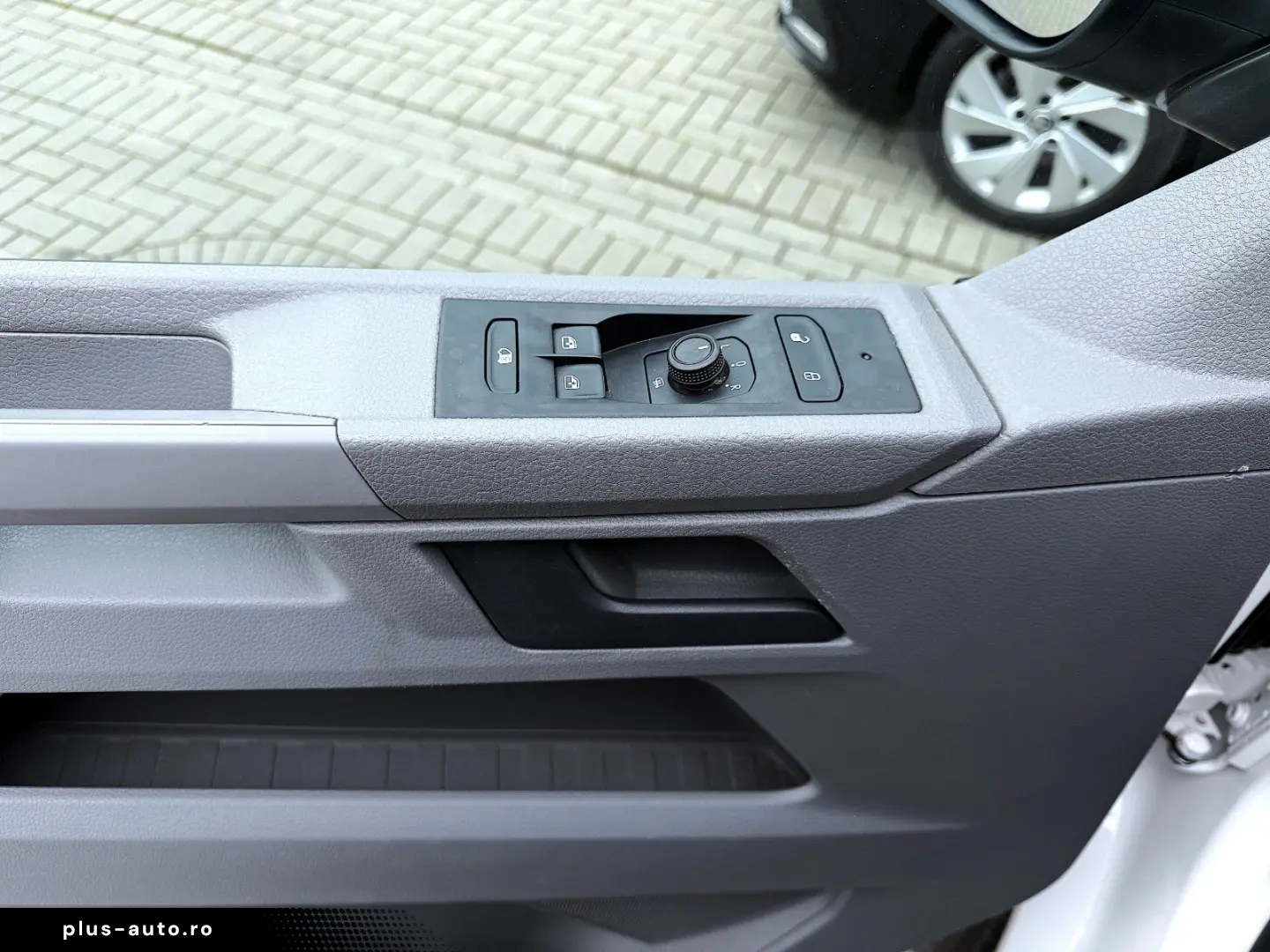 T6 2.0 TDI TRANSPORTER KLIMA SITZHEIZUNG PDC 2SI