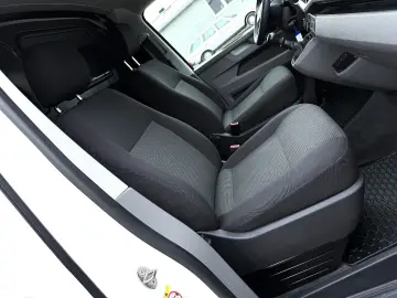 T6 2.0 TDI TRANSPORTER KLIMA SITZHEIZUNG PDC 2SI