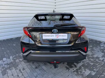 Toyota C-HR facelift 2020 75.000 km de vanzare in RATE FIXE