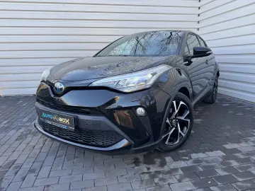 Toyota C-HR facelift 2020 75.000 km de vanzare in RATE FIXE