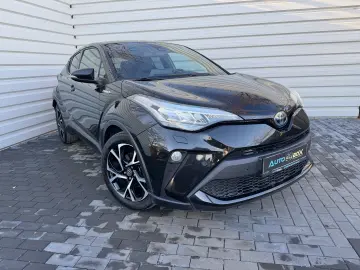 Toyota C-HR facelift 2020 75.000 km de vanzare in RATE FIXE