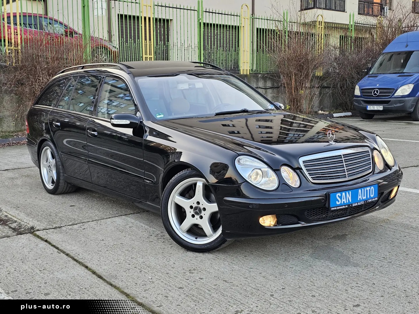 Mercedes E240 2005 2.6 177 CP