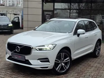 Volvo Xc60  Recharge T8 2.0 Plug in Hybrid 2020