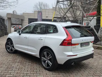 Volvo Xc60  Recharge T8 2.0 Plug in Hybrid 2020