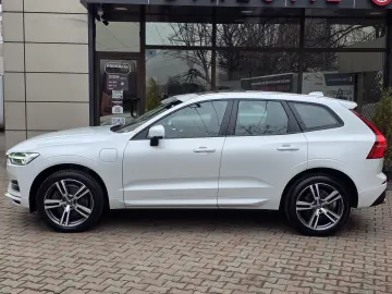 Volvo Xc60  Recharge T8 2.0 Plug in Hybrid 2020