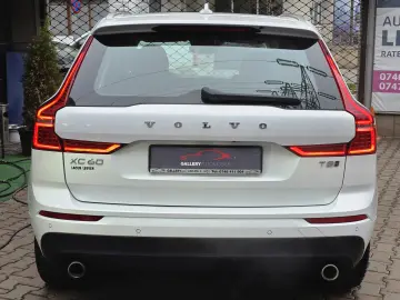 Volvo Xc60  Recharge T8 2.0 Plug in Hybrid 2020